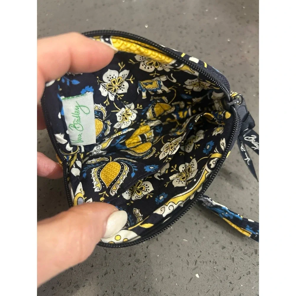 Vera‎ Bradley TECH CASE Wristlet wallet ELLIE BLUE Elephant Paisley 5.25